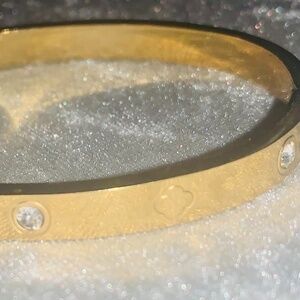 18 karat gold plated bracelet